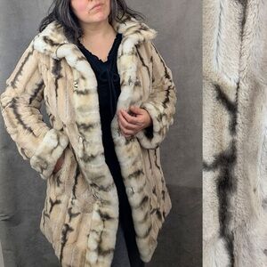 Hal Rubenstein Women's Reversible Faux Fur Coat size Medium Animal Print